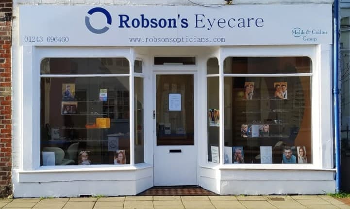 Robsons Eyecare shop front